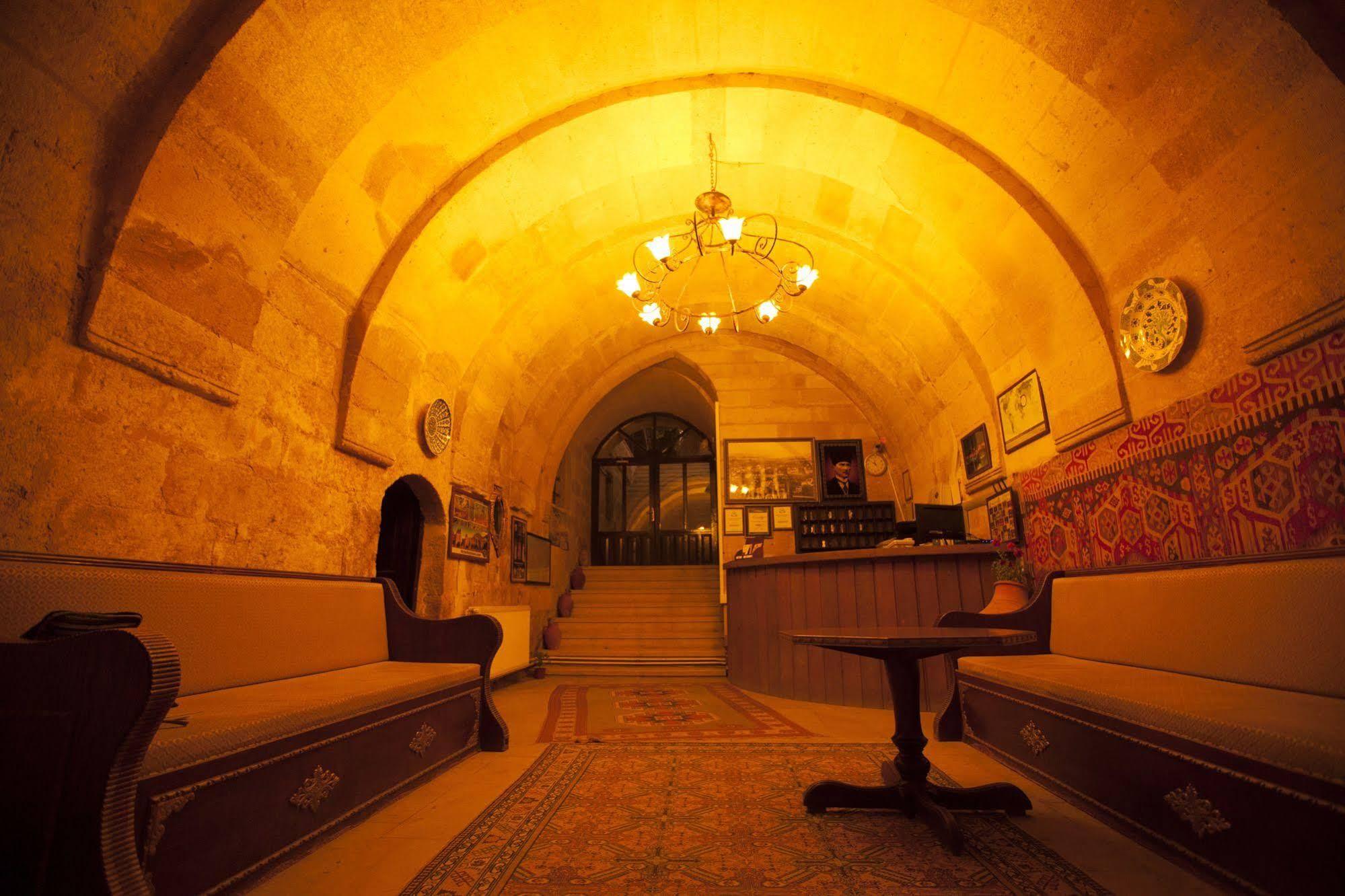 Cappadocia Palace Hotel 어굽 외부 사진