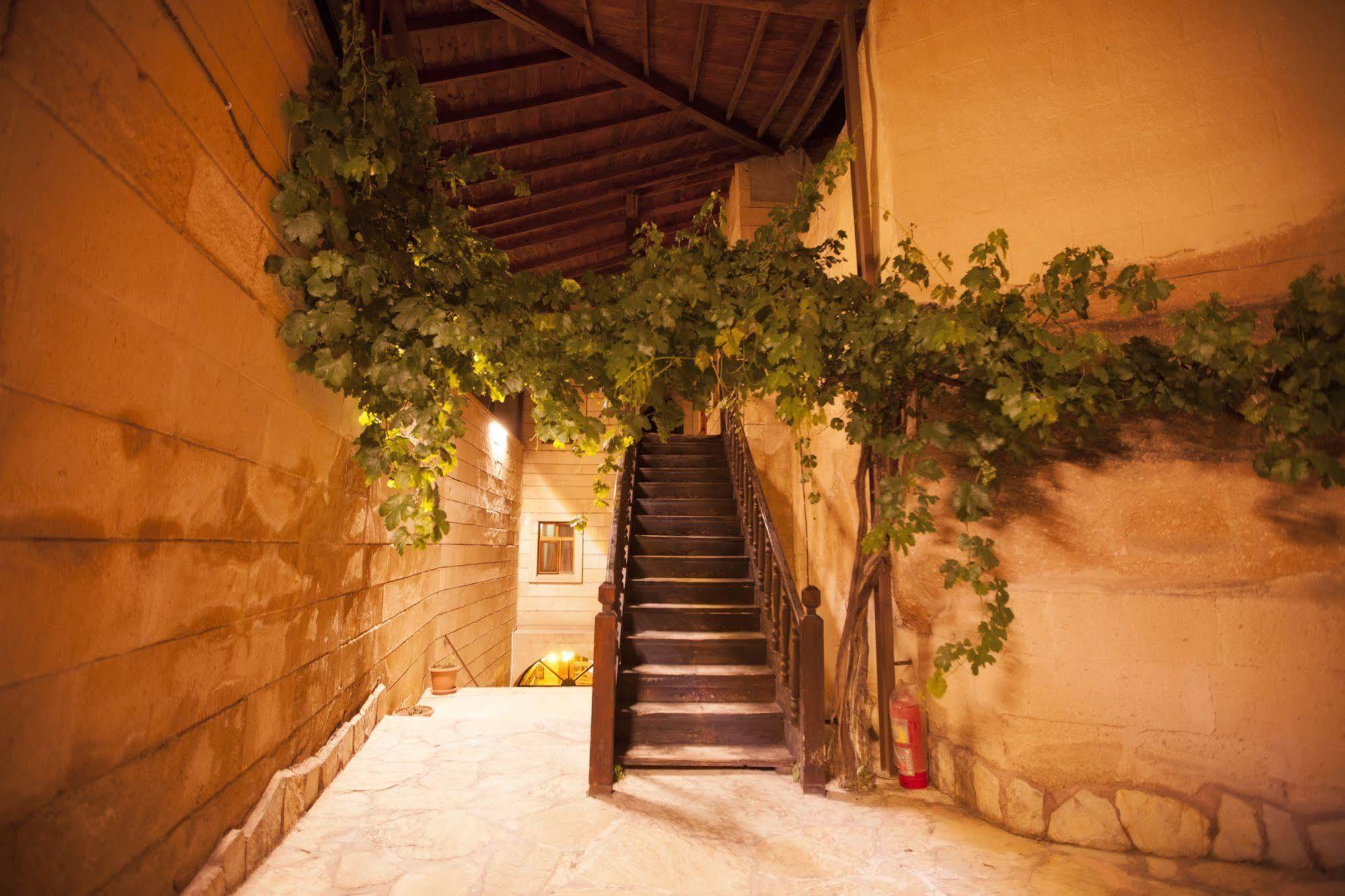 Cappadocia Palace Hotel 어굽 외부 사진